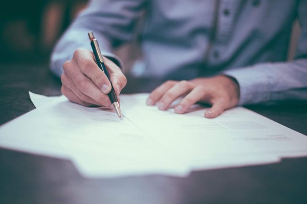 Les nouvelles réglementations à connaître pour souscrire une assurance