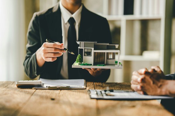 SCPI : Les clés pour un investissement immobilier sûr et rentable